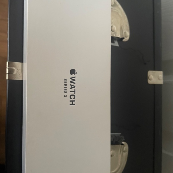 Apple Watch Series 3 - Picture 6 of 11